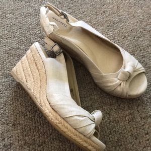 Lands end khaki canvas wedges 6